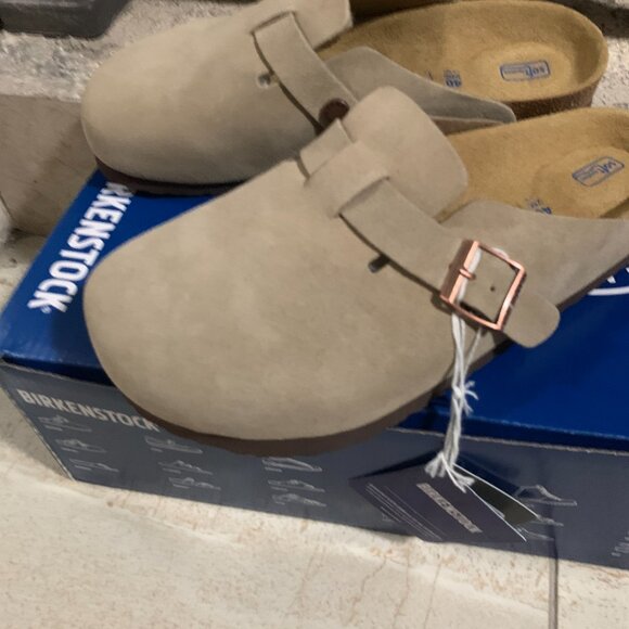 New-Birkenstock Boston-Taupe Soft Footbed Suede Clog Shoe - Picture 1 of 4